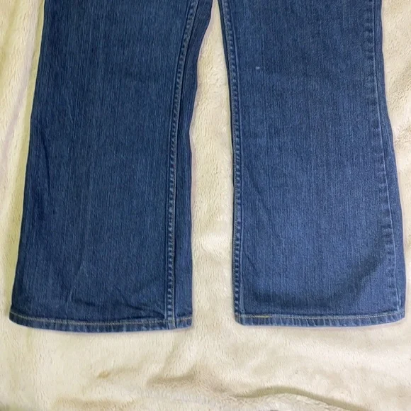 Levi’s Low Rise Bootcut Jeans - Picture 6 of 7